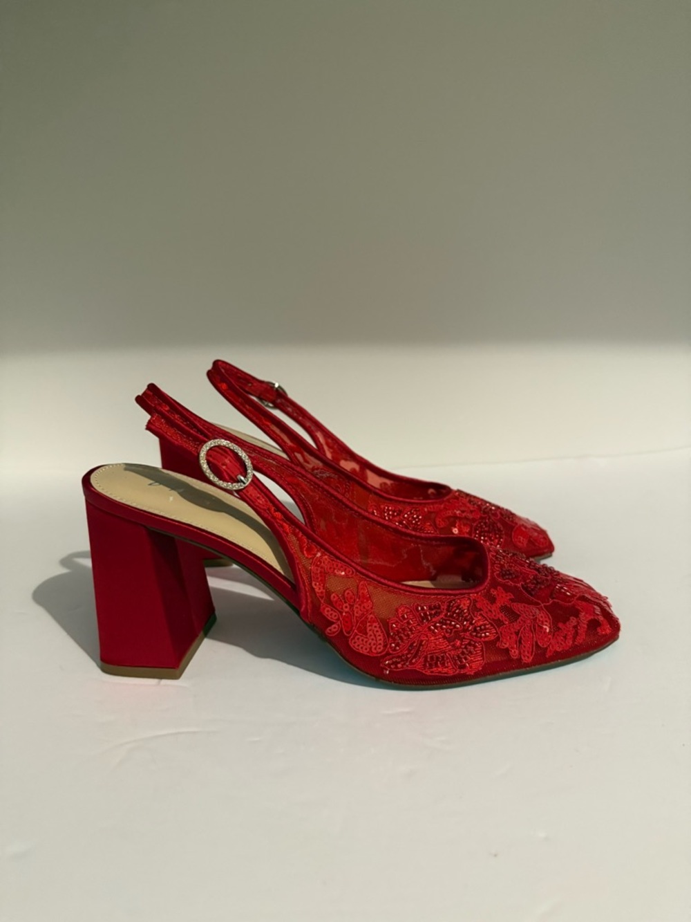 Betsey Johnson Red Embroidered Slingback Block Heel - Picture 3 of 11